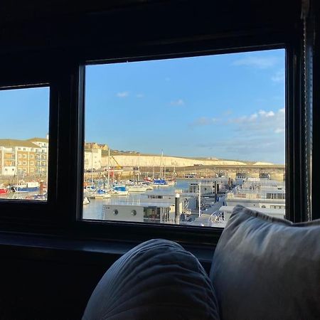 Seascape - Floating Home At Brighton Marina With Free Parking Buitenkant foto