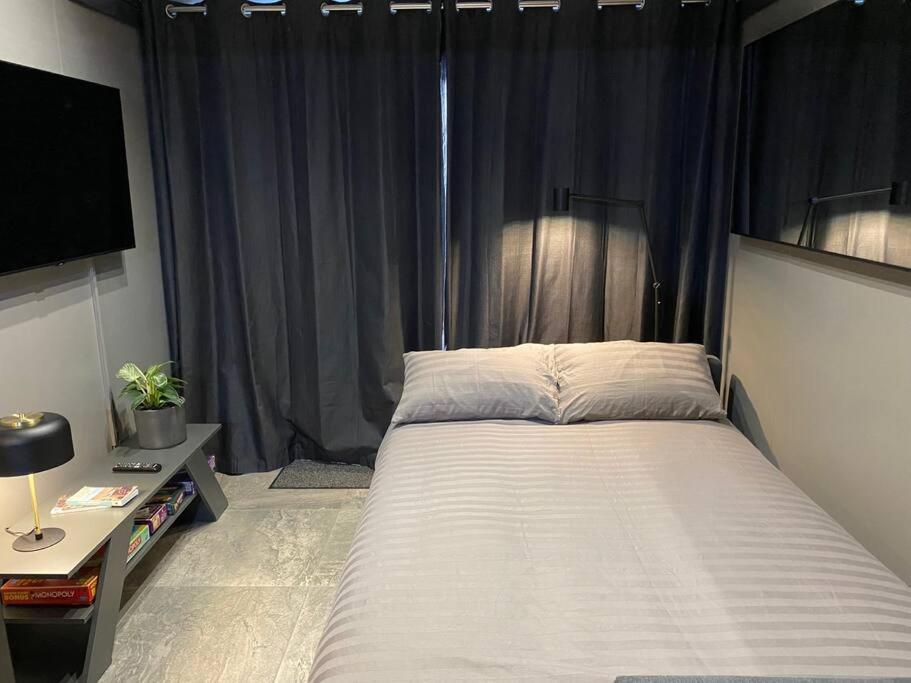 Seascape - Floating Home At Brighton Marina With Free Parking Buitenkant foto