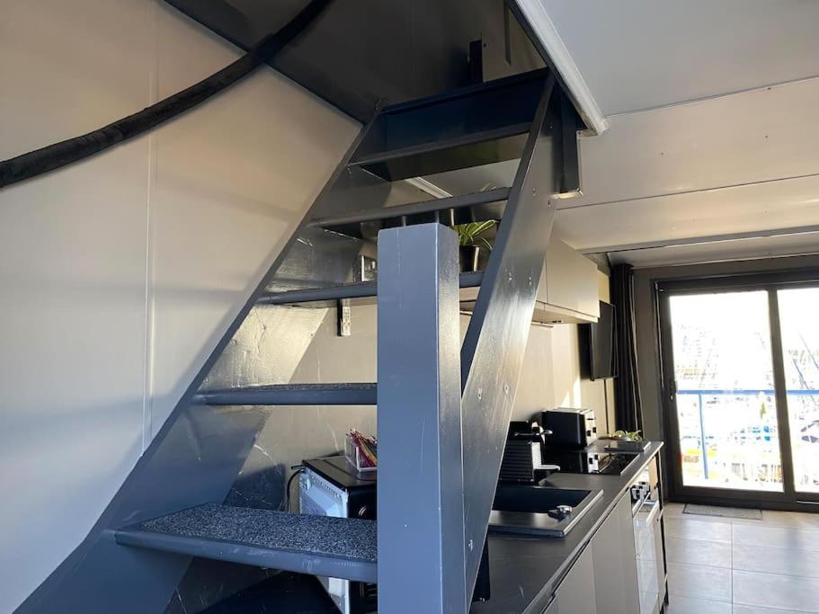 Seascape - Floating Home At Brighton Marina With Free Parking Buitenkant foto